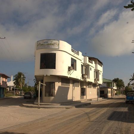 Hostal La Isla Del Descanso Puerto Villamil Bagian luar foto