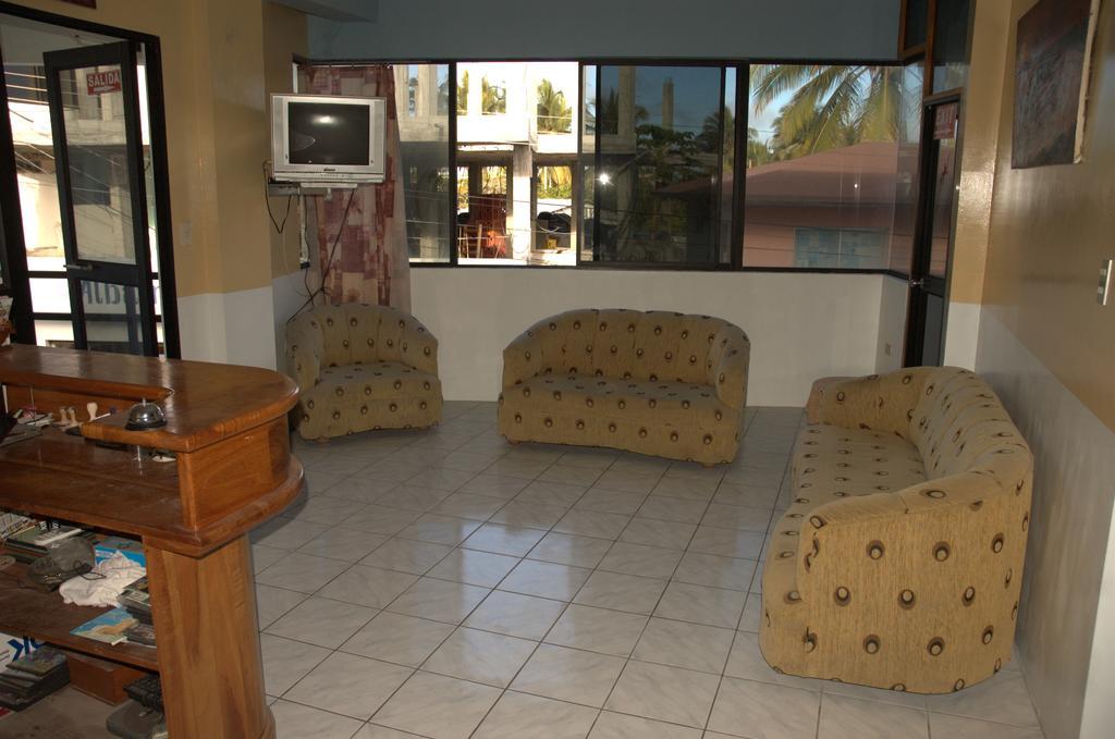 Hostal La Isla Del Descanso Puerto Villamil Bagian luar foto
